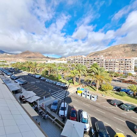Newly Reformed 2 Bedroom Apartment In The Center Of Los Cristianos ロスクリスティアーノス エクステリア 写真