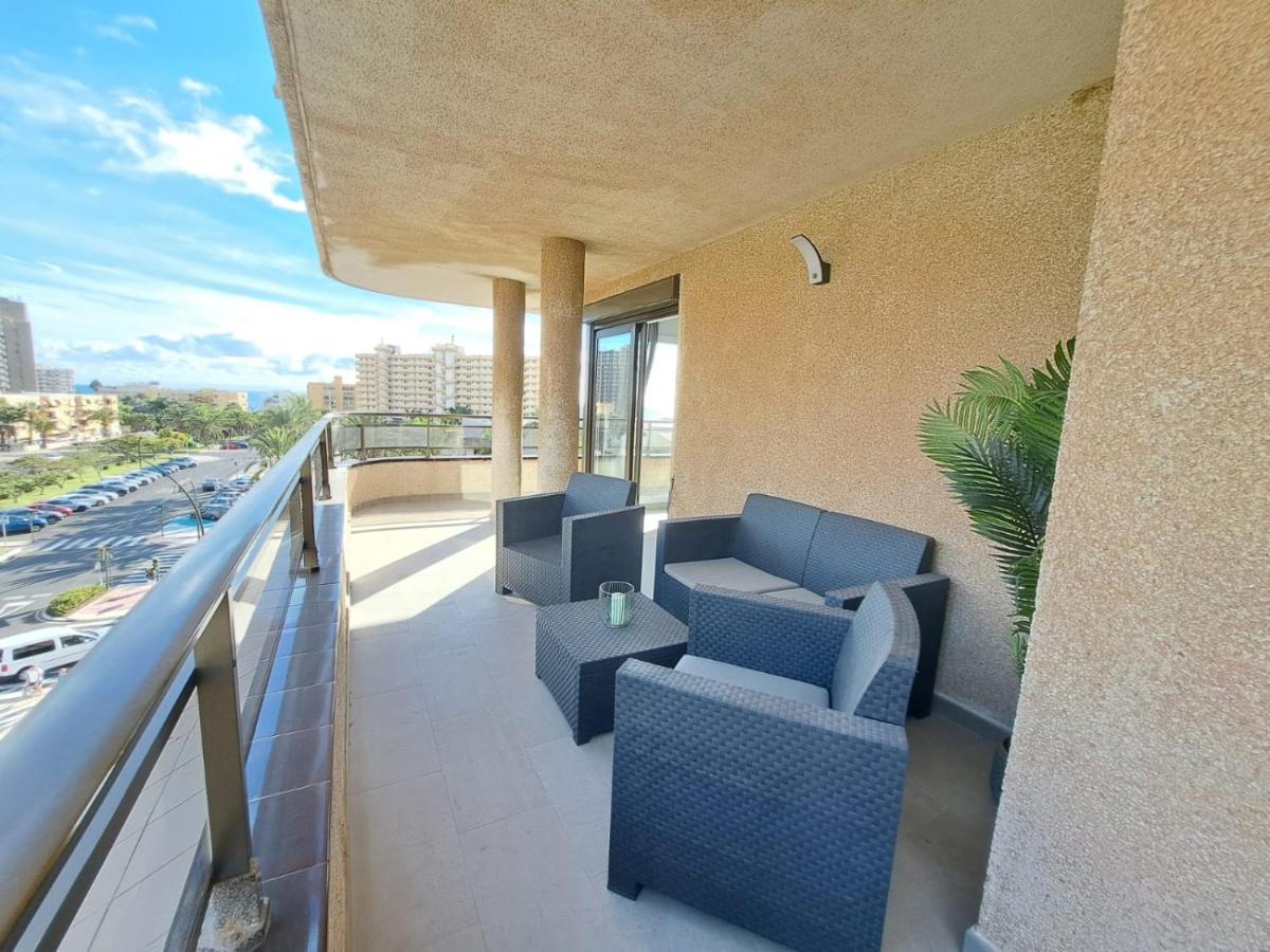 Newly Reformed 2 Bedroom Apartment In The Center Of Los Cristianos ロスクリスティアーノス エクステリア 写真