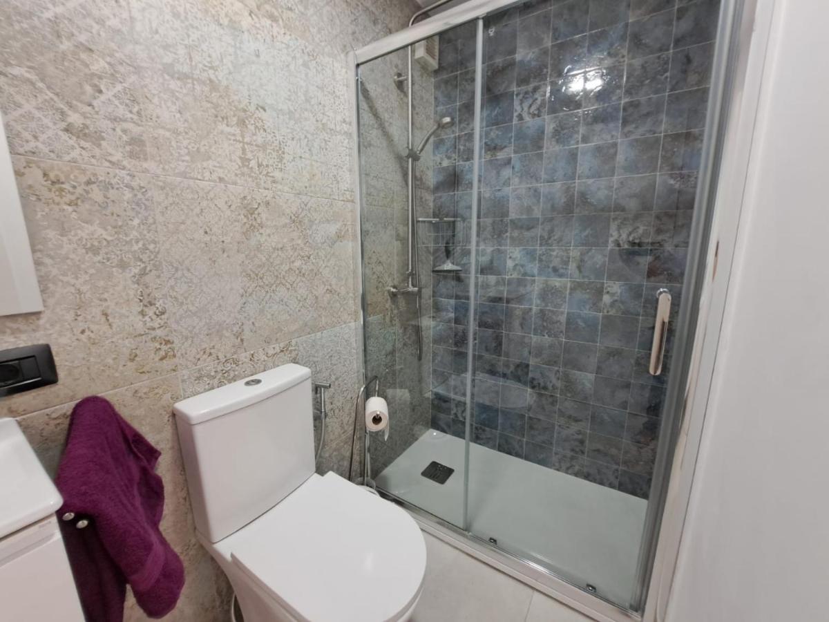 Newly Reformed 2 Bedroom Apartment In The Center Of Los Cristianos ロスクリスティアーノス エクステリア 写真