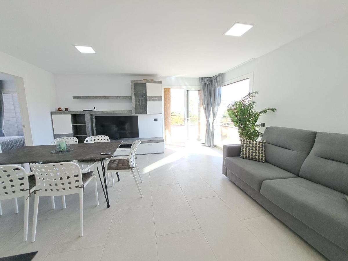 Newly Reformed 2 Bedroom Apartment In The Center Of Los Cristianos ロスクリスティアーノス エクステリア 写真